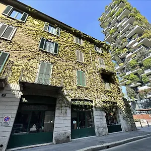 Apartment The Mundial - Bosco Verticale View, Milan