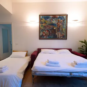 Apartment The Lantern Flat - Darsena Area, Milan