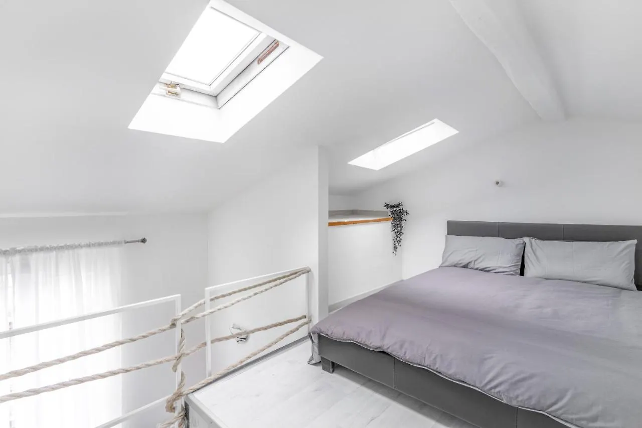 Duomo 7 Minuti Exclusive Apartment Vercelli Milan