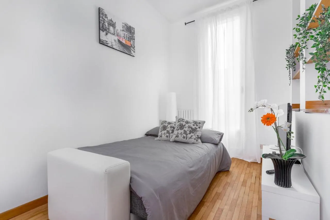 Duomo 7 Minuti Exclusive Apartment Vercelli Milan