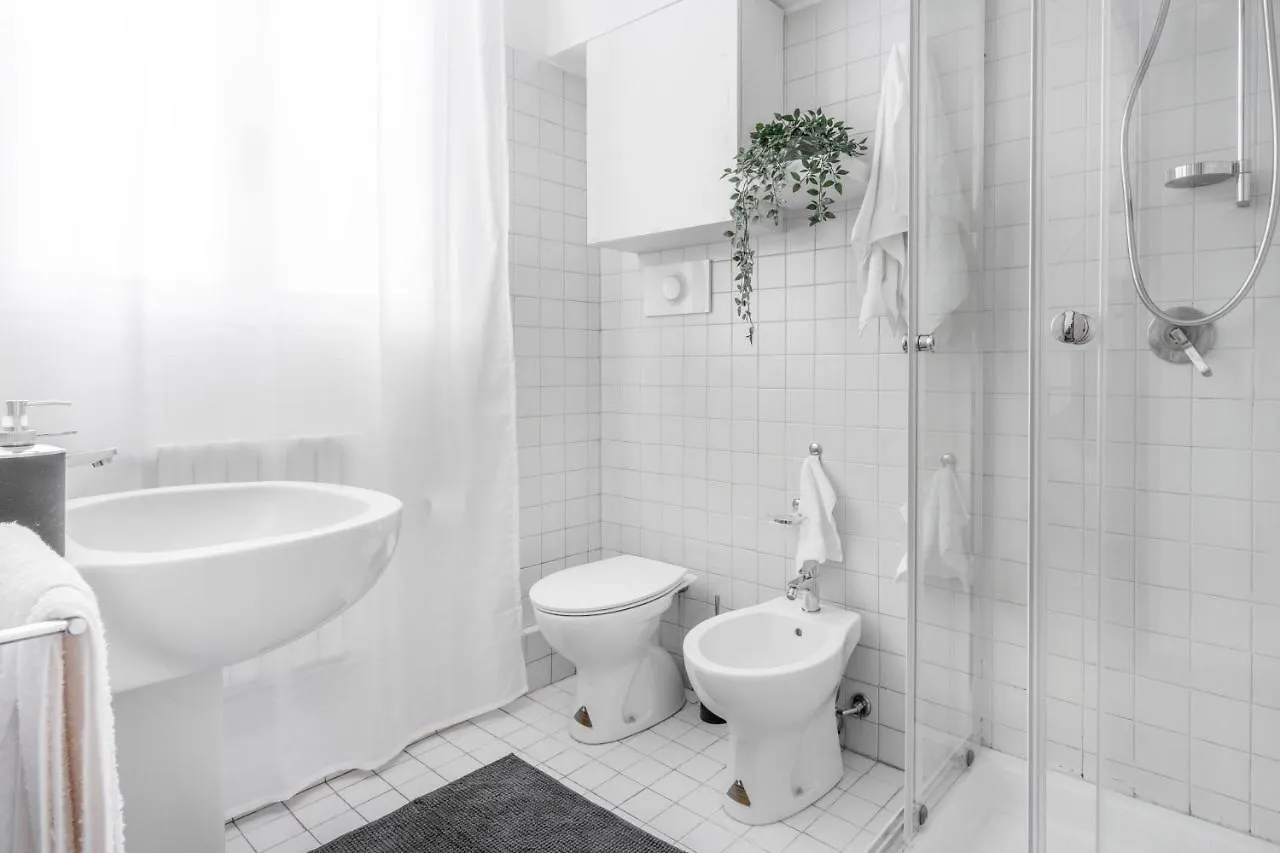 Duomo 7 Minuti Exclusive Apartment Vercelli Milan